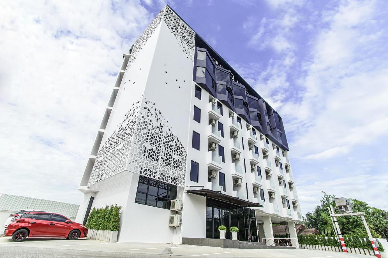 Sr Grand Hotel Chiangmai Csiangmaj Kültér fotó