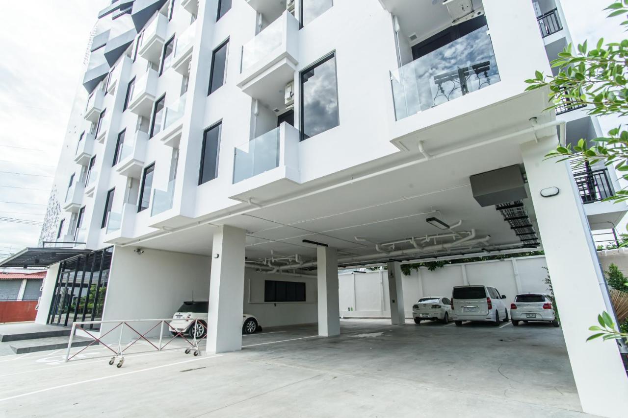 Sr Grand Hotel Chiangmai Csiangmaj Kültér fotó