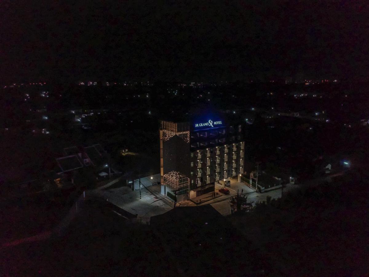 Sr Grand Hotel Chiangmai Csiangmaj Kültér fotó